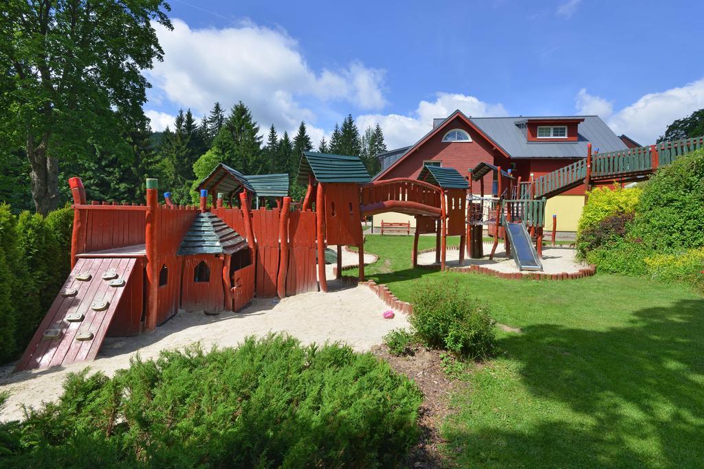 Rodinny Resort Uko Bedřichov Buitenkant foto