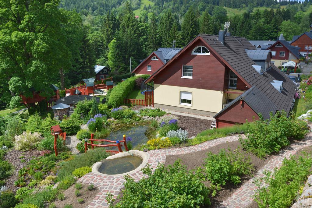 Rodinny Resort Uko Bedřichov Buitenkant foto